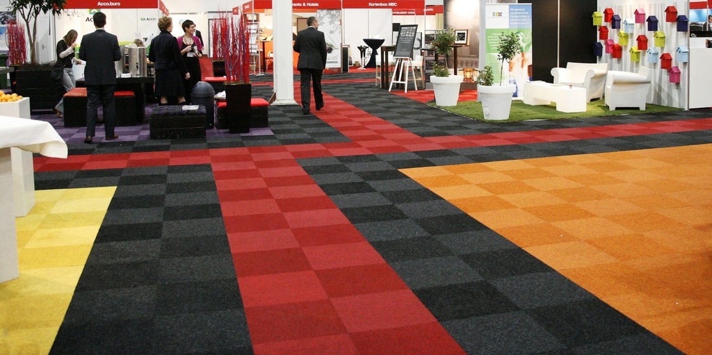Tapijttegels 1X1M Rood