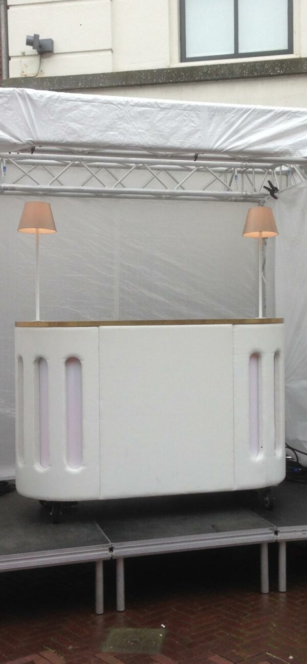 DJ Booth/Cocktailbar wit met led